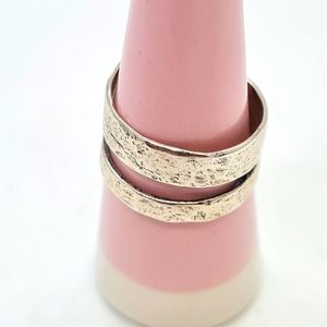 Sterling silver double band ring.